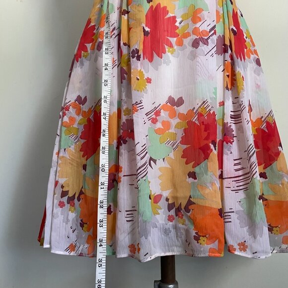 Multicolor Floral Sleeveless Dress - Picture 7 of 13